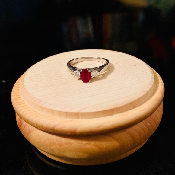 Jewelry - ❗️SALE❗️Gorgeous 14k Ruby and Diamond Ring